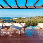 بيت للعطل Sea View With Pool