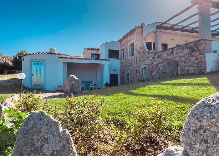 Hébergement de vacances Villas Sea View With Pool *