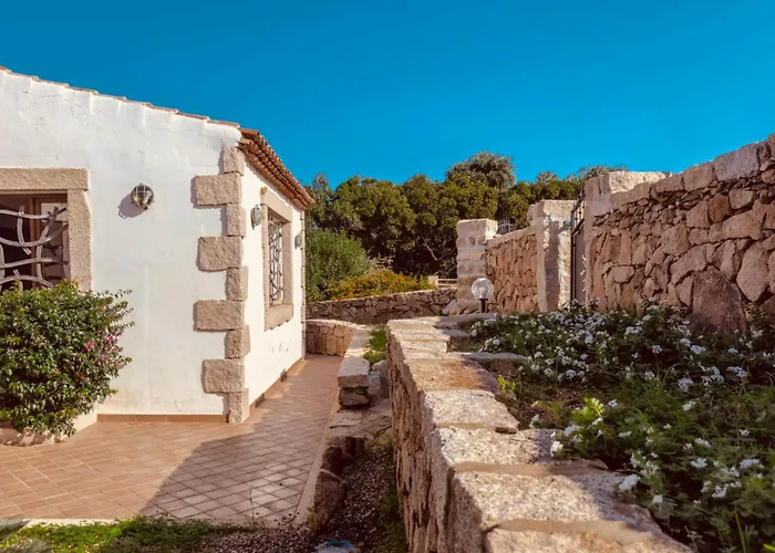 Villetta Vistamare Con Piscina Porto Cervo