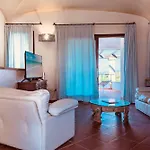 Sea View With Pool Дом отдыха